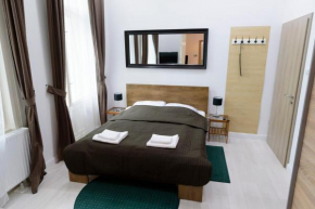 Váci Street Downtown Apartments  Будапешт
